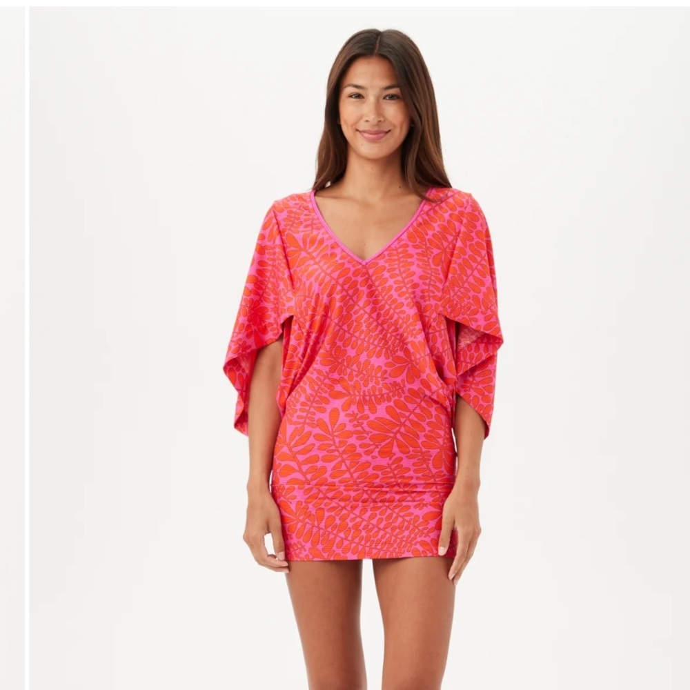 TRINA TURK SWIM
Women's Trellis V-Neck Tunic
Swim Cover-Up Dress